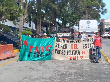 Los manifestantes informaron que en el transcurso de la semana se estarán manifestado en varios espacios de la capital para difundir su demanda de liberación, de quien consideran es un preso político de la administración estatal. 