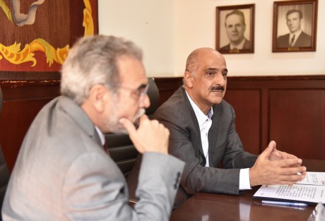 El presidente municipal, Ricardo Ahued Bardahuil, dijo que se trata de un documento que se firma con seriedad, el cual seguramente generará extraordinarios resultados, ello, a la par de una Administración enfocada en escuchar, analizar e interpretar los deseos y necesidades de la población, con el fin de dar la mejor respuesta a sus solicitudes. 