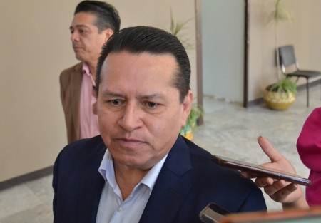 El  dirigente estatal del PRD, Sergio Cadena Martínez, consideró que las alianzas para el proceso electoral del 2024 saldrán bien, sin embargo, no está de acuerdo en que el PAN haya acordado con el PRI respecto de la definición de algunas candidaturas a la gubernatura y haya hecho a un lado al Sol Azteca.