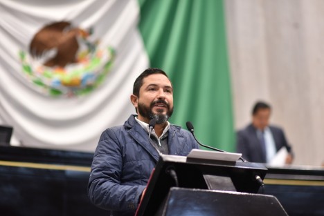 El diputado Jaime Enrique de la Garza Martínez presentó una Iniciativa para que el Estado esté obligado a subrogar los gastos económicos, por concepto de prestación de servicios de salud, a las personas que no cuenten con seguridad social y se les hayan negado el servicio en el sector público.

