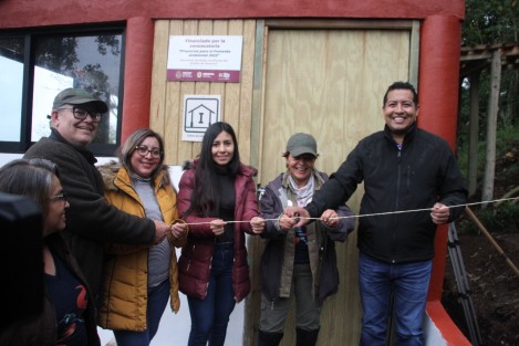  En el marco de la conmemoración del Día de la Educación Ambiental, la Secretaría de Medio Ambiente (SEDEMA) inauguró el Senderito de Bosque de Niebla, un proyecto enfocado en el fortalecimiento, conservación y manejo del área natural protegida (ANP) Cerro de las Culebras, dirigido por Leticia Arriaga Stransky. 