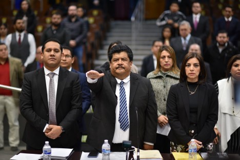  Rinde comparecencia del ejercicio 2022 ante la Legislatura local el comisionado presidente de la Ceapp, Silverio Quevedo Elox.