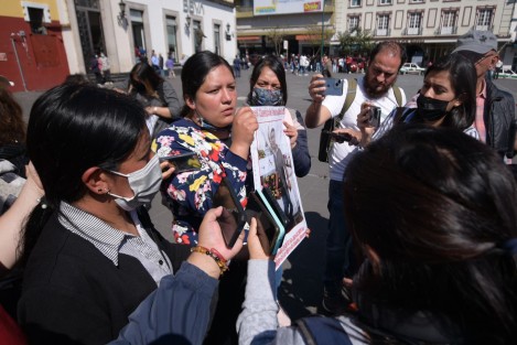 Familiares de 7 hombres que desaparecieron en julio de 2022 en el municipio de Las Vigas de Ramírez, denunciaron lentitud en la investigación de su caso.