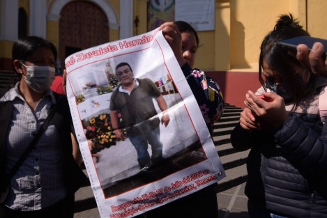 Familiares de 7 hombres que desaparecieron en julio de 2022 en el municipio de Las Vigas de Ramírez, denunciaron lentitud en la investigación de su caso.