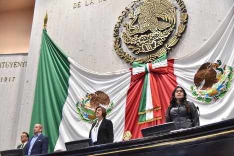 Con 45 votos a favor, sin abstenciones o votos en contra, el Pleno de la LXVI Legislatura del estado aprobó el dictamen de la Comisión Permanente de Gobernación, por el que se declara el 27 de marzo de cada año Día Estatal de las y los Héroes Veracruzanos de la Salud