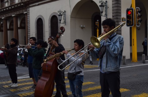 La Cachimba Cumbia, uno de las muchas ofertas artísticas que se ven en las calles de Xalapa, Ciudad creativa de la  Música.