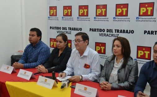  El Partido del Trabajo (PT) coincide con lo manifestado por el presidente de la República, Andrés Manuel López Obrador (AMLO), en el sentido de que, organismos como el Instituto Nacional Electoral no están al servicio del pueblo, sino al servicio de quienes los impusieron en el cargo y que se sirvan con la cuchara grande en lo que a dispendios se refiere. 