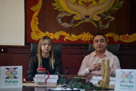 Para impulsar la venta, comercialización y posicionamiento del café como un atractivo turístico de la región Capital, el Ayuntamiento, a través de las direcciones de Turismo, Cultura y Desarrollo Económico, presentó el evento Xalapa, café y aroma 2023.

