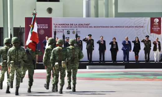 Desde el 111/o Batallón de Infantería, el gobernador Cuitláhuac García Jiménez encabezó la conmemoración de los 110 años de la Marcha de la Lealtad, en el marco de los festejos del Bicentenario del Heroico Colegio Militar. 
