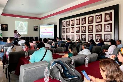 Con la participación de cerca de 30 periodistas de la región del Totonacapan, este miércoles se impartió en Misantla el taller Uso de la Plataforma Nacional de Transparencia, actividad organizada por la Comisión Estatal para la Atención y Protección de los Periodistas (CEAPP) y el Instituto Veracruzano de Acceso a la Información (IVAI). 