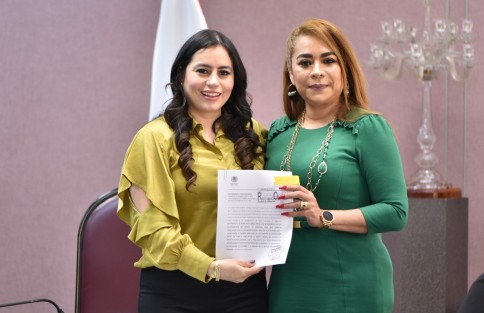 La diputada Citlali Medellín Careaga presentó a la Diputación Permanente un Anteproyecto con Punto de Acuerdo, por el cual busca exhortar a las 212 autoridades municipales del estado para que cumplan con la legislación vigente, relativa a la integración y capacitación de los Comités de Contraloría Social, así como publicar en la Gaceta Oficial del Estado sus respectivos reglamentos. 