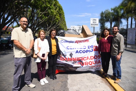 La presidenta de la Mesa Directiva de la LXVI Legislatura del estado, diputada Margarita Corro Mendoza, anunció la ampliación del periodo de recepción de ayuda humanitaria para los damnificados de Turquía, por lo cual exhortó a la sociedad en general a realizar su donación en el Centro de Acopio, instalado en la sede del Congreso del Estado, que estará abierto hasta el viernes 17 de febrero a las 10:00 horas. 
