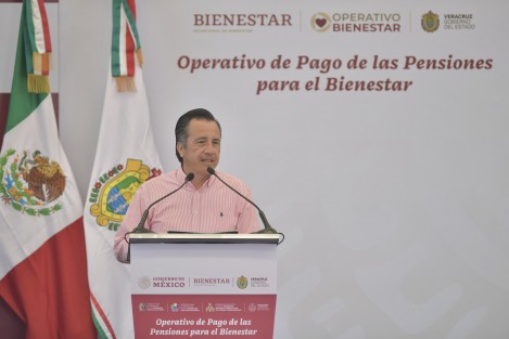  Este bimestre, Veracruz suma ya un millón 035 mil 885 afiliados a la Pensión para el Bienestar de las Personas Adultas Mayores, destacó el gobernador Cuitláhuac García Jiménez, lo que representa una derrama económica cercana a los 4 mil 972 millones de pesos.