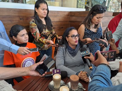 Grace Luna, Paulina Sosa y Gabriela Chimal, del Frente Nacional contra la Violencia Vicaria, denunciaron que además de que sus ex parejas les han quitado a sus hijos y recibido amenazas, se han abierto carpetas de investigación en su contra.