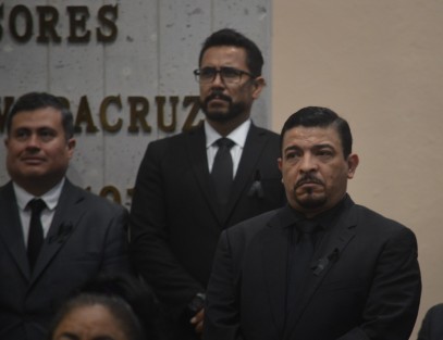 En el Congreso del Estado se guardó un minuto de silencio y transmitió un video en memoria del ex diputado y secretario de Servicios Legislativos, Alexis Sánchez García, fallecido en un ataque armado en Tezonapa el domingo recién pasado.
