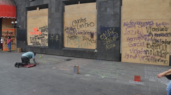 Cada cual sus poemas.