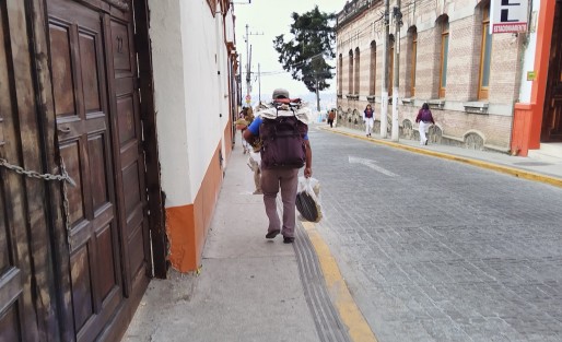 Cada cual su santo.