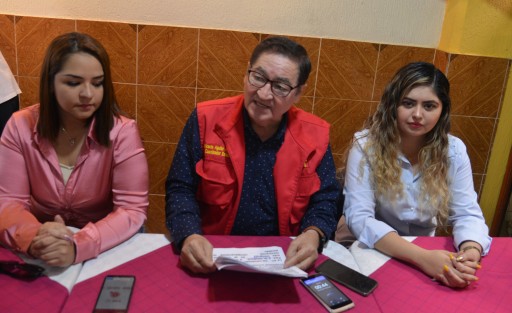 El Partido del Trabajo (PT) fue partícipe en la conmemoración del 85 aniversario de la expropiación petrolera, hacemos eco de la defensa del patrimonio nacional efectuada por el presidente. No volveremos al pasado, no volveremos a bajar la cabeza ante ningún extraño que ose amenazar la soberanía de nuestro México. Los traidores entregaron en el pasado, a manos extranjeras, varios bienes propiedad exclusiva de la Nación, hace menos de un sexenio. 