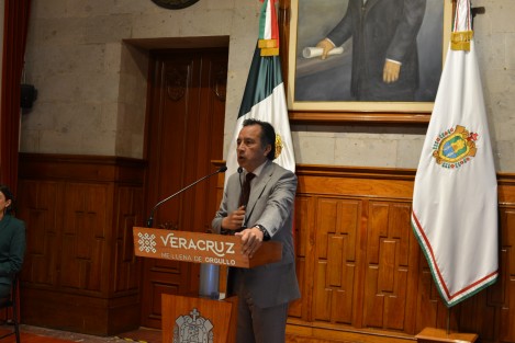 Resultado de seis operativos entre fuerzas estatales y Guardia Nacional, en marzo han sido asegurados 12 vehículos utilizados por grupos de la delincuencia para el robo, almacenamiento y distribución de hidrocarburo en territorio veracruzano, anunció el Gobernador Cuitláhuac García. 