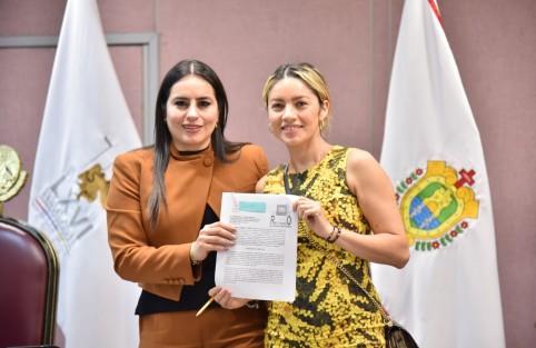 La diputada Maribel Ramírez Topete presentó una iniciativa en la que propone que la Ley Estatal del Servicio Civil proteja el derecho de las mujeres trabajadoras a la estabilidad en el empleo durante el periodo de lactancia extendida y la equiparación de la licencia por paternidad, en pro de la corresponsabilidad parental. 
