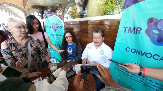 En conferencia  de prensa  la Dra.  Marcela Quiroz, por parte de  la Federación Mexicana de  Robótica, y el Maestro Julio César  Sandria Reynoso, Rector de la Universidad Tecnológica  del Sureste de Veracruz (UTSV), hicieron la invitación al Torneo Mexicano de Robótica 2023 (TMR), que tendrá  lugar en la capital veracruzana  los días 27, 28 y 29 de abril de 2023. 
