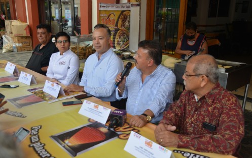 Autoridades municipales y participantes realizaron una conferencia de prensa en la plaza Gastronómica San José para invitar a celebrar el Día del Taco, este 31 de marzo y primero de abril.

