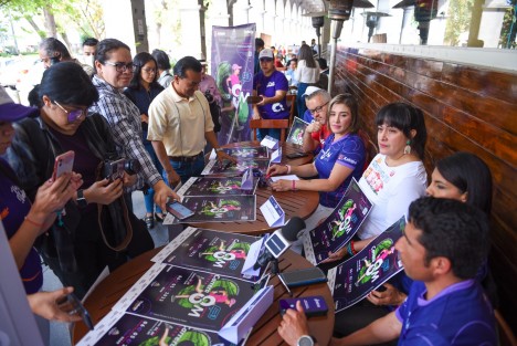 Esta caminata tiene el objetivo de visibilizar los derechos de las mujeres y apoyar a la colectiva Mujeres sobrevivientes de feminicidio, con la publicación de un libro. Se premiará a los primeros lugares de cada categoría. La inscripción y entrega de kits tiene una cuota de recuperación de 250 pesos y se puede realizar vía digital en el sitio www.tiempooficial.com o físicamente en las instalaciones del IMMX.