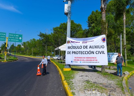  Para brindar las condiciones de seguridad necesarias a las familias que participan en actividades religiosas o acudirán a espacios recreativos, el Ayuntamiento de Xalapa participa en el Operativo Estatal de Protección Civil y Seguridad para el periodo vacacional de Semana Santa, en coordinación con autoridades estatales y federales.

