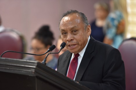 El diputado Bonifacio Castillo Cruz propuso una iniciativa de decreto que reforma el párrafo séptimo del Artículo 5 de la Constitución Política del Estado de Veracruz que daría reconocimiento a los pueblos y comunidades afromexicanas, cualquiera que sea su autodenominación, como parte de la composición pluricultural de la entidad.