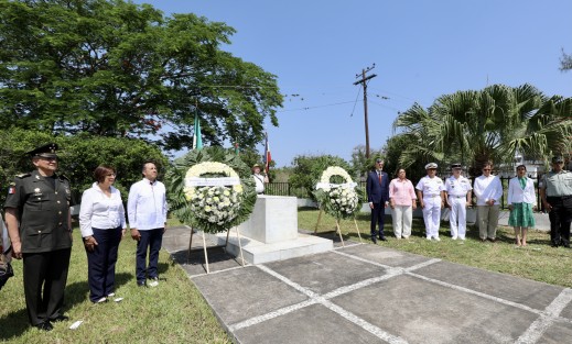 Veracruz conmemoró el 160 aniversario de la Batalla de Camarón, episodio de gloria militar mexicana contra un destacamento de la Legión Extranjera en 1863, en defensa de la soberanía; batalla que dio pie a la hermandad entre México y Francia, dejando como legado la dignidad, humanismo, valentía y resistencia.