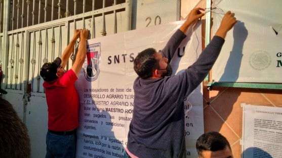 Por su parte, los trabajadores insisten en sus demandas que son a nivel nacional. Argumentan seis años sin que haya habido mesa de diálogo para tratar sus condiciones laborales. 