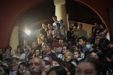 Con casa llena se presentó la Orquesta Sinfónica de Xalapa en el barrio de Xallitic.