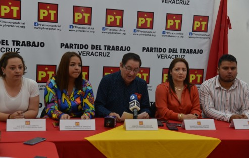 El Partido del Trabajo (PT) manifiesta que el actuar de la Suprema Corte de Justicia de la Nación no fue la correcta, al invalidar la primera parte del Plan B de la Reforma electoral de Andrés Manuel López Obrador. Los Ministros solapan intereses corruptos de los conservadores que tanto daño le han hecho al país. 