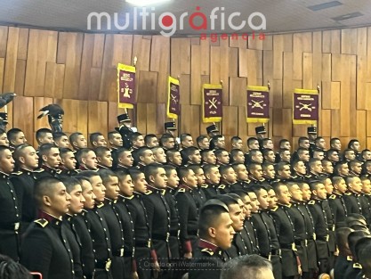 Con la presencia del titular de SEDENA, Luis Cresencio Sandoval, del gobernador Cuitláhuac García y de la presidenta del Poder Judicial, Lisbeth Jiménez, el Congreso del Estado celebró sesión solemne con motivo de la inscripción en letras doradas de la leyenda: 2023, Año del Bicentenario del Heroico Colegio Militar.