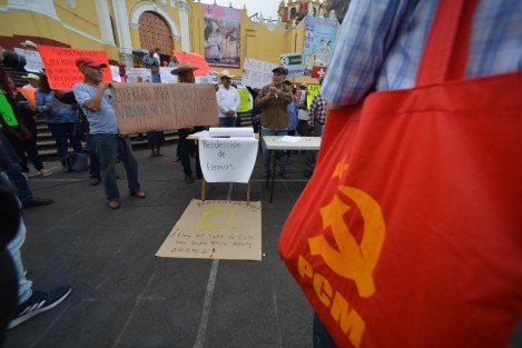 Cafetaleros y ambientalistas salieron en defensa de la ex alcaldesa de Ixhuatlán del Café, Viridiana N, y compañeros detenidos por el incendio provocado en la empresa AMSA, en enero de 2022. 
