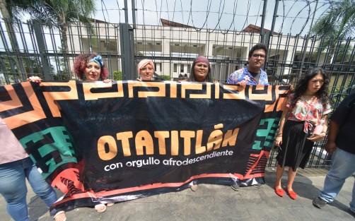 Habitantes afrodescendientes de varios municipios fueron citados en el Congreso del Estado para ser testigos de la aprobación de la Ley Afro, en contra de la discriminación hacia los pueblos originarios de la entidad. 