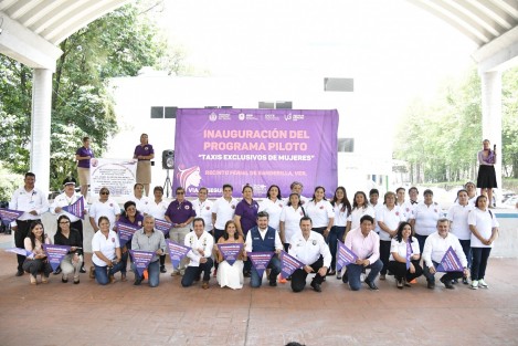 Como parte de las acciones en materia de prevención al delito y derivado de la estrategia Cero Tolerancia a la Violencia contra las Mujeres, la Dirección General de Transporte del Estado (DGTE) dio el banderazo de salida a las primeras 30 unidades que integran los Taxis exclusivos de mujeres. 