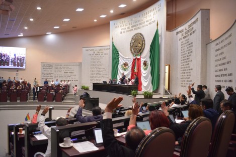El Pleno de la LXVI Legislatura aprobó el Acuerdo de la Junta de Coordinación Política (Jucopo) por el que, en cumplimiento a la resolución dictada en el recurso de revisión 200/2022 del índice del Primer Tribunal Colegiado en Materia Administrativa del Séptimo Circuito, se ratifica a la ciudadana Gladys de Lourdes Pérez Maldonado como magistrada del Poder Judicial del Estado de Veracruz, para un periodo de cinco años, contados a partir del 30 de julio de 2020, con base en las consideraciones de la ejecutoria de mérito y los motivos expuestos en los antecedentes.
