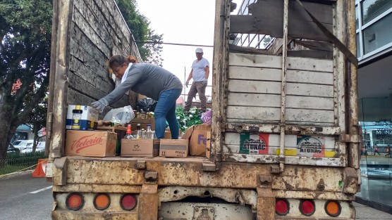 Electrónicos, vidrio, aceite quemado, entre los materiales que se reciben.