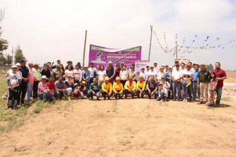 Dependencias federales  y sus equipos, así como de ayuntamientos y población en general, participaron en la Jornada Estatal de Reforestación que se llevó a cabo este domingo como parte de las actividades de la Semana del Medio Ambiente 2023.