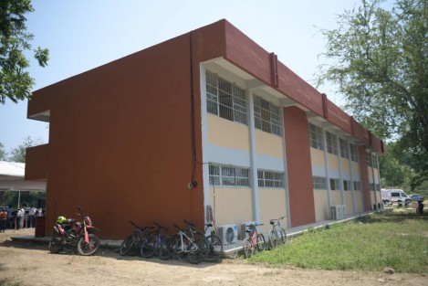 Este jueves en el municipio de Álamo Temapache el Gobernador Cuitláhuac García inauguró las nuevas instalaciones del CONALEP 337, beneficiando así a estudiantes y docentes de varias localidades, que asisten a ese plantel.
