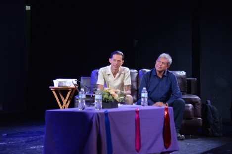 En el Teatro J.J. Herrera se realizó la conferencia De Hombre a Hombre, Paternidad Responsable, con motivo del Día del Padre. Participaron hombres de varias dependencias del ayuntamiento de Xalapa. 
