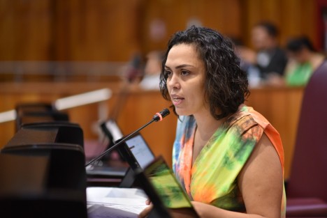 Apuesta Ruth Callejas Roldán por capacitación, mejores salarios y jornadas reducidas para mejorar condiciones de los policías. 