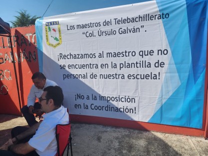 El Secretario General de Telebachillerato del SETSE, José Medel Palacios, indicó que en ese telebachillerato, la Supervisión Escolar impuso a un docente como coordinador, sin efectuar algún proceso democrático establecido por la Dirección General de Bachillerato.
