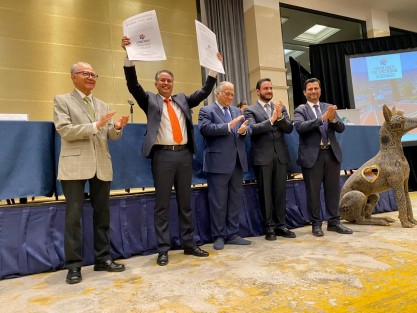 El secretario de Turismo y Cultura, Ivan Martínez Olvera, además de externar su felicitación a ambos municipios, destacó el compromiso y firme respaldo que esta secretaría mantuvo durante todo el proceso interno que conlleva dicho nombramiento, que va desde la planeación y desarrollo de su vocación turística, hasta la integración de los expedientes que permitieron postularlos ante SECTUR federal.