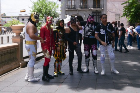 Con actividades lúdicas, informativas y deportivas, el Ayuntamiento, a través de la Dirección de Salud, realiza la Feria de la Salud De dos a tres caídas contra las adicciones. 