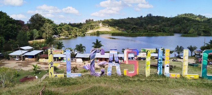 Gracias al trabajo de vecinos y apoyo de autoridades, la laguna dela congregación El Castillo, municipio de Xalapa, se ha convertido en un atractivo ecoturístico donde se realizan varias actividades.