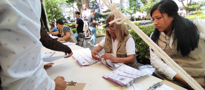 Así mismo se informó a los beneficiarios de la apertura de tres nuevas sucursales del Banco del Bienestar en Xalapa, en la colonia El Moral, Constituyentes y El Castillo. 