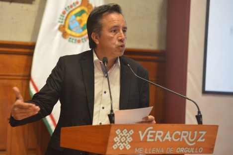 Estamos en un Veracruz más seguro, lejos del lugar en que nos dejaron porque implementamos una estrategia coordinada, sin actuar de manera aislada, afirmó el gobernador Cuitláhuac García Jiménez; en el corte anual al mes de junio, la entidad ocupa el puesto 25 de incidencia delictiva general por cada 100 mil habitantes.