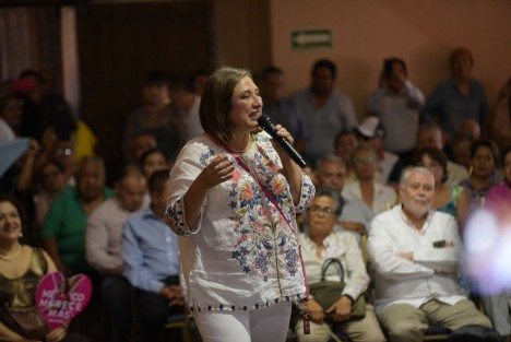  De visita a la Capital, Xóchitl Gálvez Ruiz, aspirante a encabezar el Frente Amplio por México, manifestó que el presidente Andrés Manuel López Obrador la odia y no soporta que participe en la contienda.